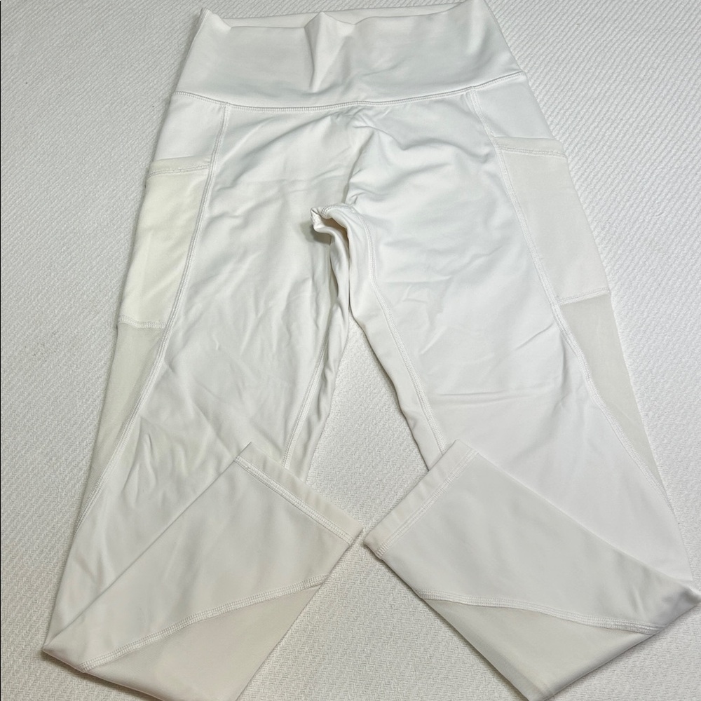 aerie White High-Rise 7/8 Performance Leggings